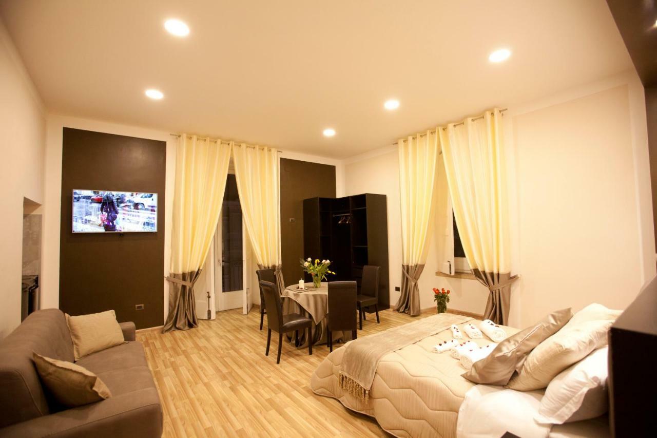 Reggia & Dintorni Rooms A Caserta Luaran gambar